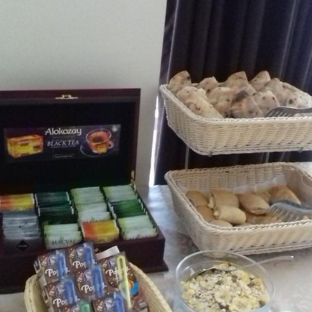 Garni Hotel Crystal Ice Ni Eksteriør billede