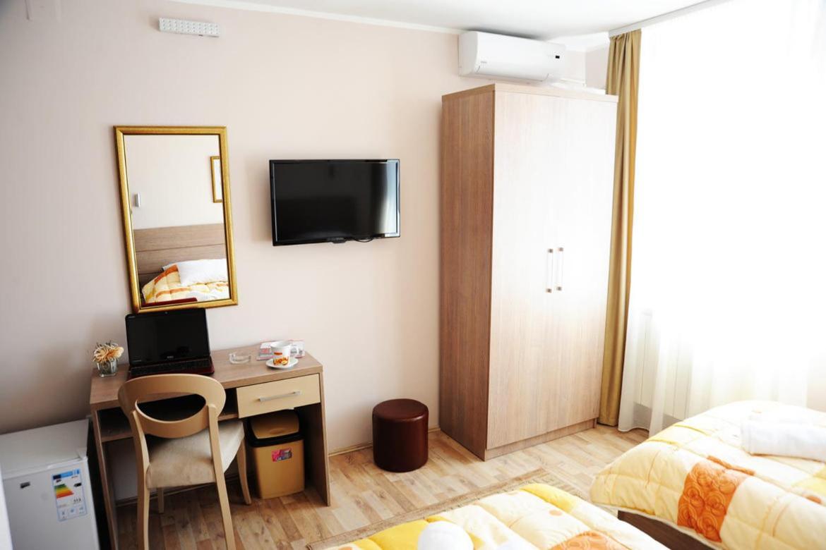 Garni Hotel Crystal Ice Ni Værelse billede
